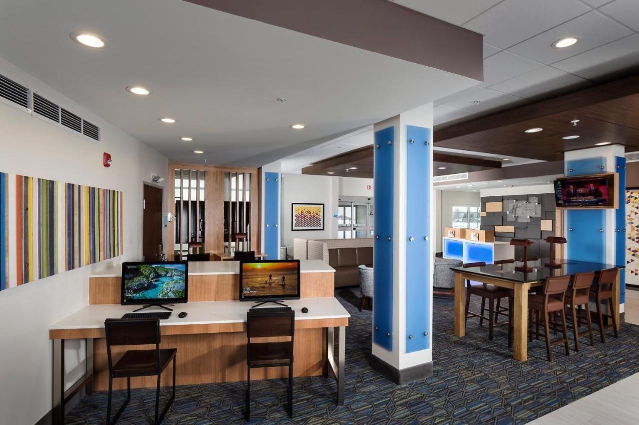 Holiday Inn Express & Suites - West Des Moines - Jordan Creek By Ihg Bagian luar foto