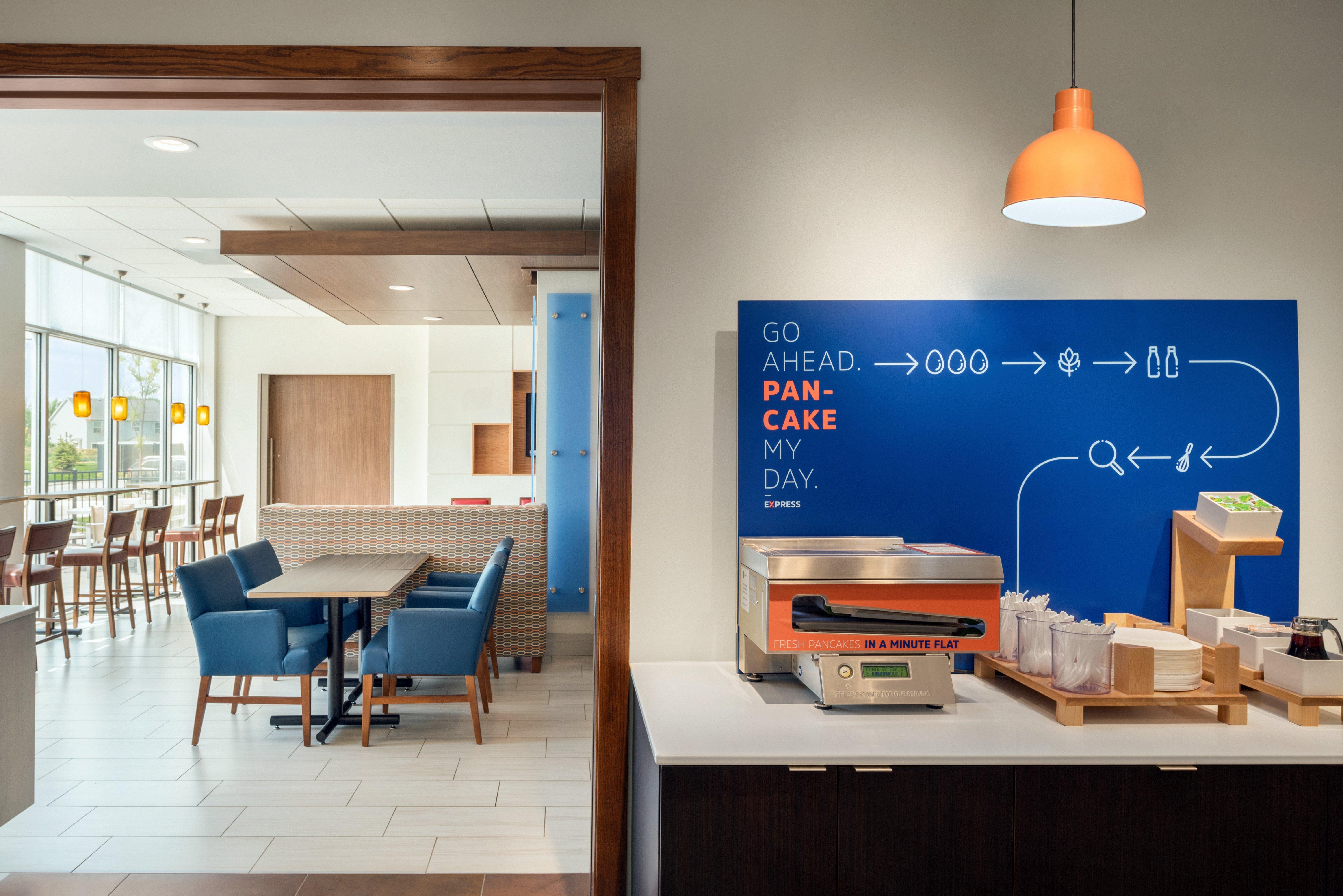 Holiday Inn Express & Suites - West Des Moines - Jordan Creek By Ihg Bagian luar foto