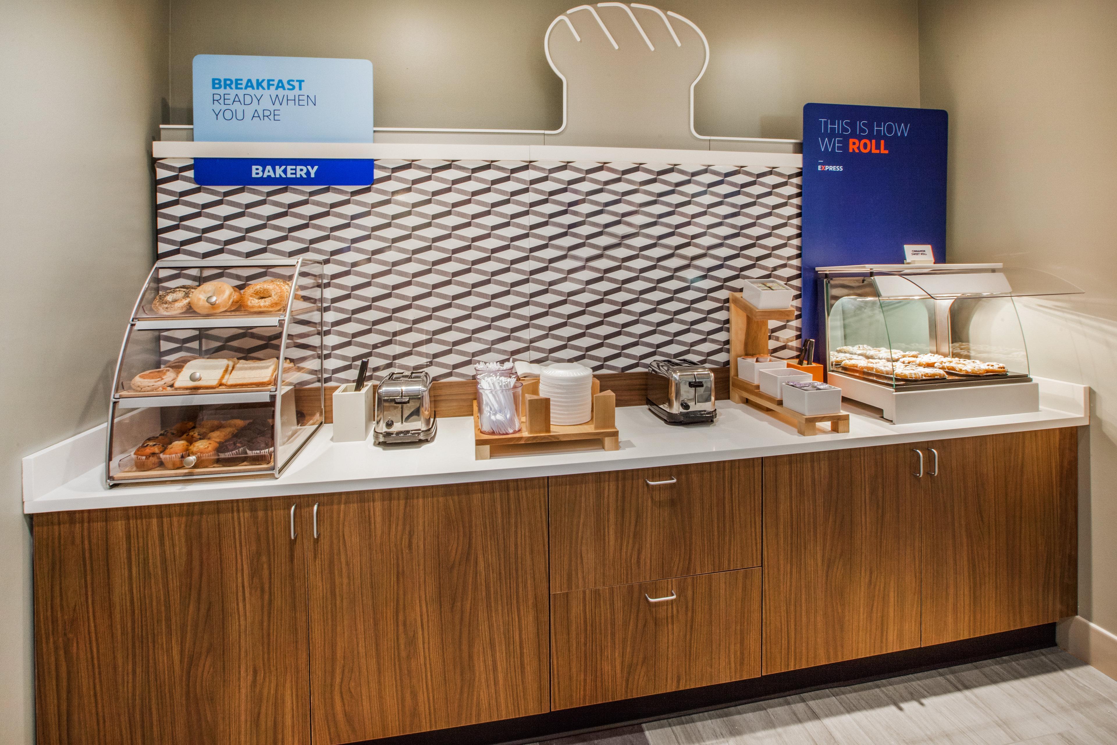 Holiday Inn Express & Suites - West Des Moines - Jordan Creek By Ihg Bagian luar foto