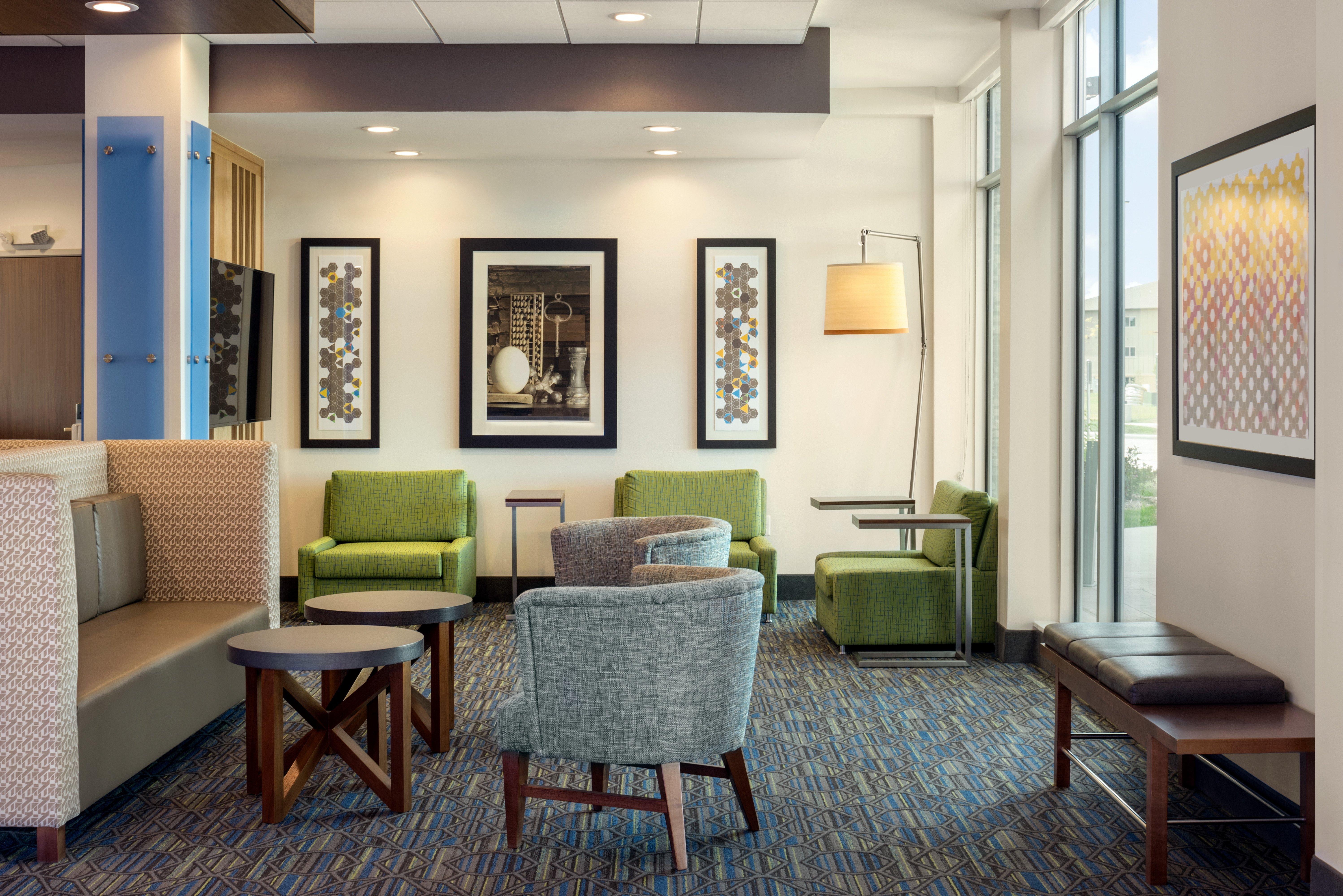 Holiday Inn Express & Suites - West Des Moines - Jordan Creek By Ihg Bagian luar foto