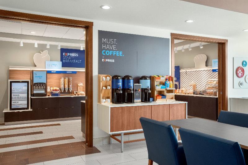 Holiday Inn Express & Suites - West Des Moines - Jordan Creek By Ihg Bagian luar foto